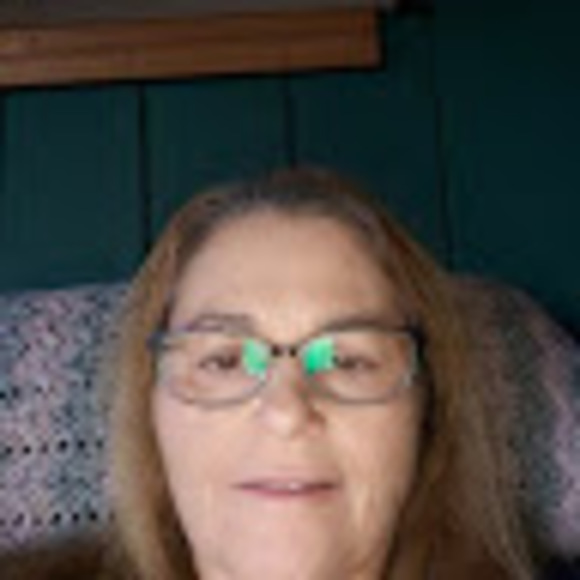 Meet your Posher, Dianna - Picture 1 of 1